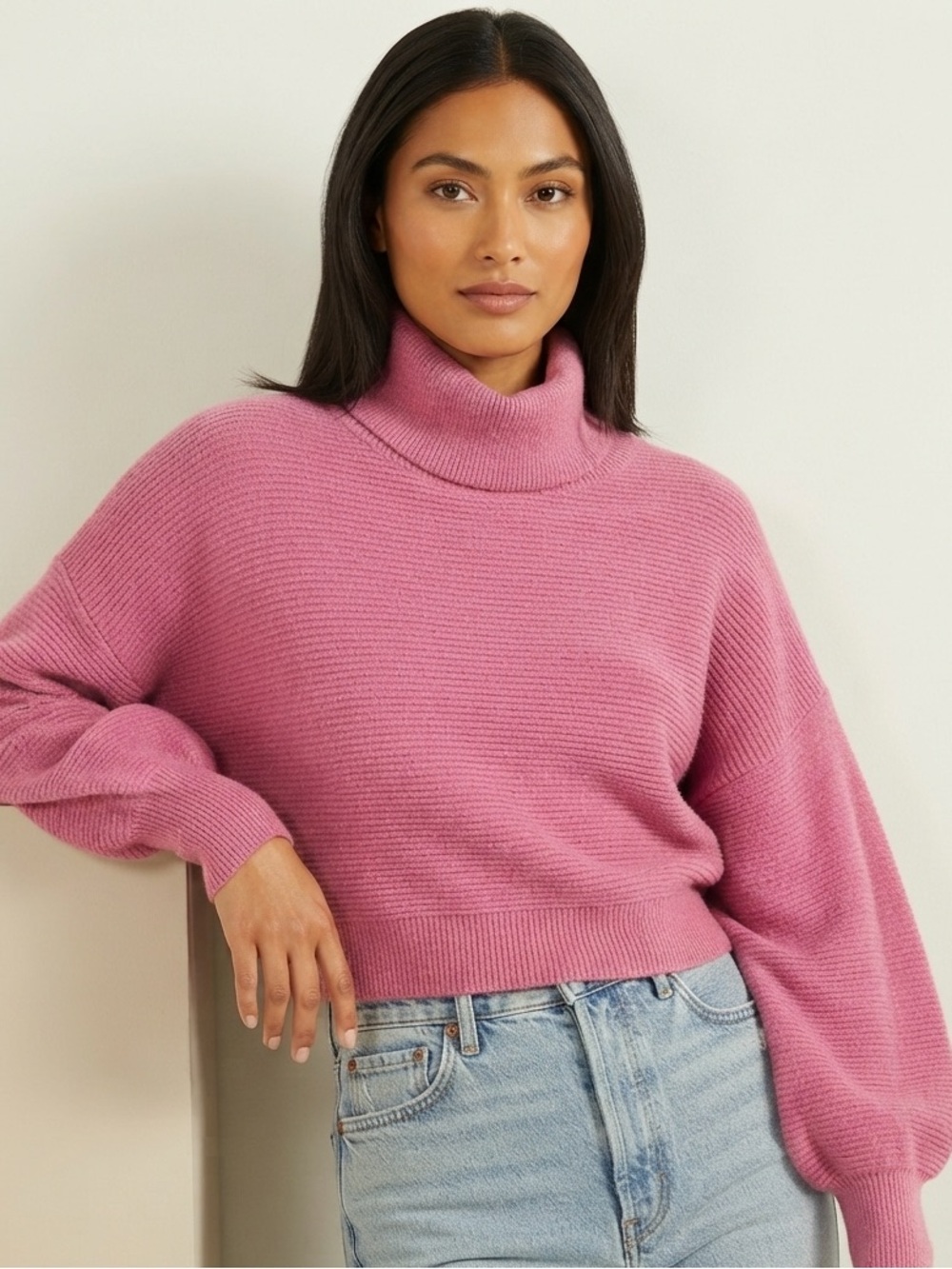DESIGN LAB | Cropped Pink Turtleneck Sweater Size M
